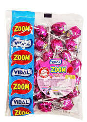 סוכריה זום על מקל בטעם תות ממולאת בגומי לעיסה. כ-30 יחידות בשקית. כ-1.6 ש"ח ליחידה.